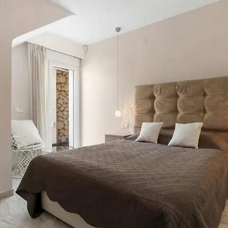 Vista Royale Ref #100 Willa Marbella